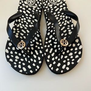 NWOT - Tory Burch Flip Flops